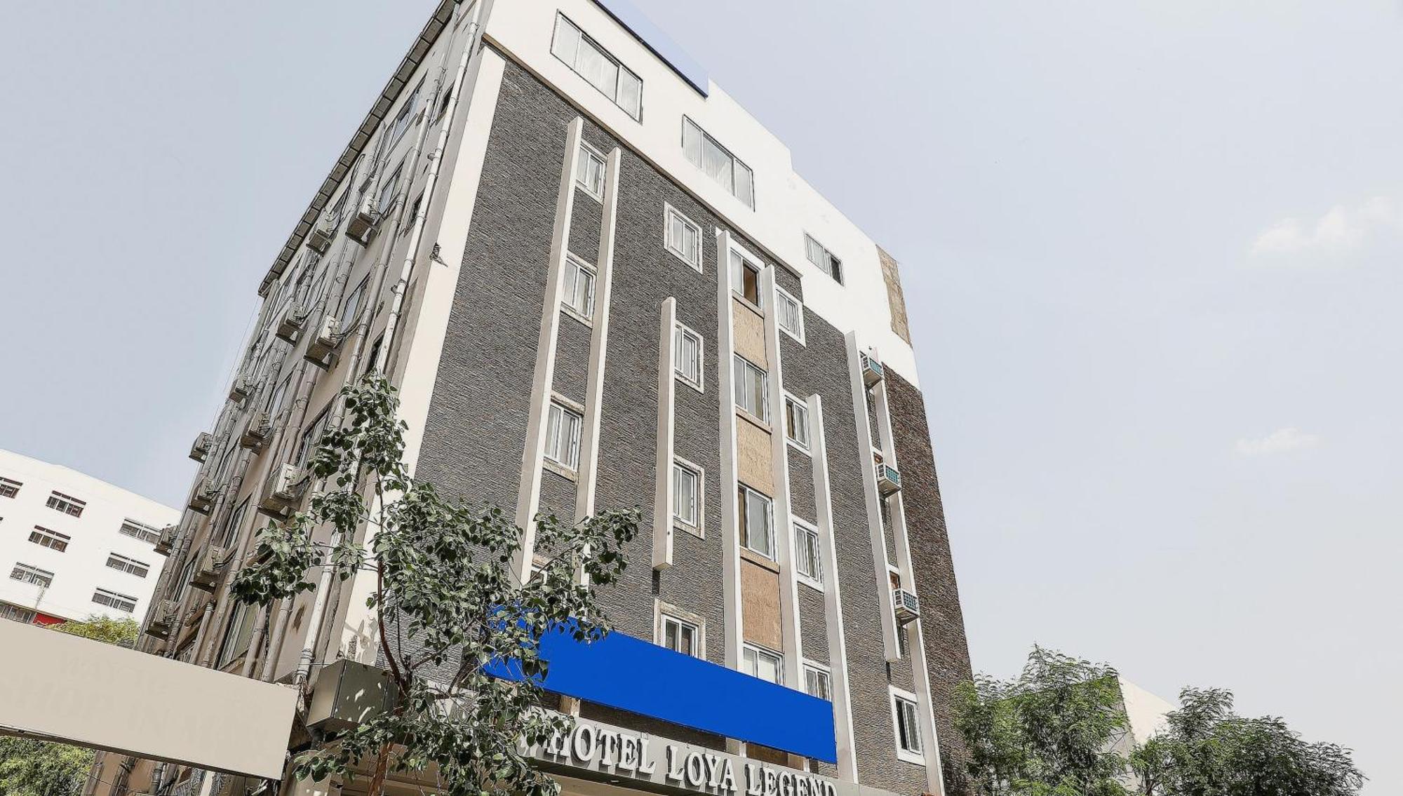Capital O Sky Grand Hotel ไฮเดอราบัด ภายนอก รูปภาพ